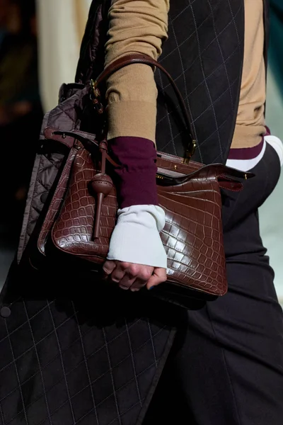 Look 71